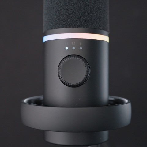 
Laidinis dinaminis žaidimų mikrofonas USB XLR RGB - juodas
