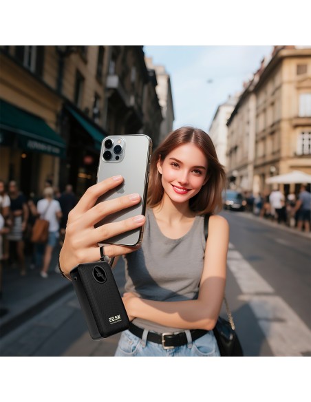 
20000mAh USB-C USB-A išorinė baterija su integruotais „iPhone“ „Lightning“ USB-C laidais – juoda
