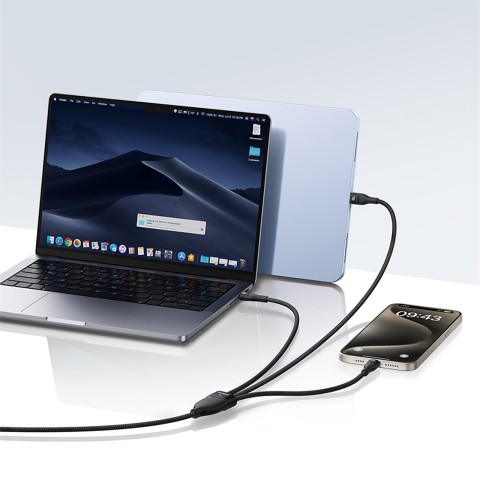 
3 viename USB-C Flash Series 3 100W laidas 1,5 m – juodas
