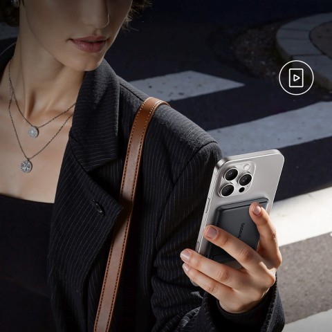 
„PicoGo AM31 Qi2“ magnetinė išorinė baterija 5000mAh 20W su stovu ir USB-C MagSafe laidu – juoda
