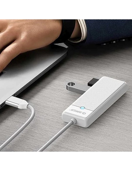 
ŠAKOTOJO skirstytuvas 4 prievadų USB-C - USB-A 1 m - baltas
