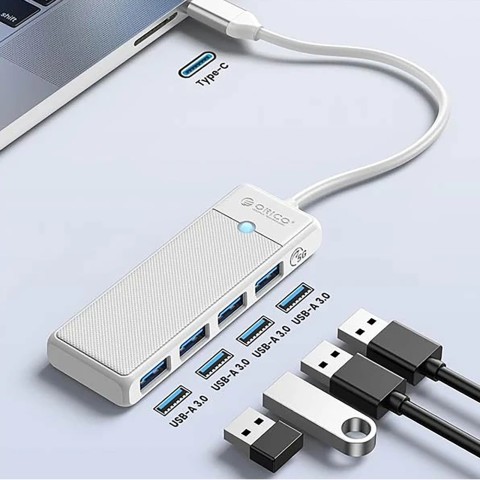 
ŠAKOTĖLIS 4 prievadų skirstytuvas USB-C - USB-A 0,5 m - baltas
