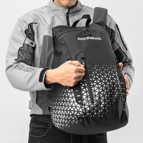 
Šalmo kuprinė su rankena, 14,5 l – juoda
