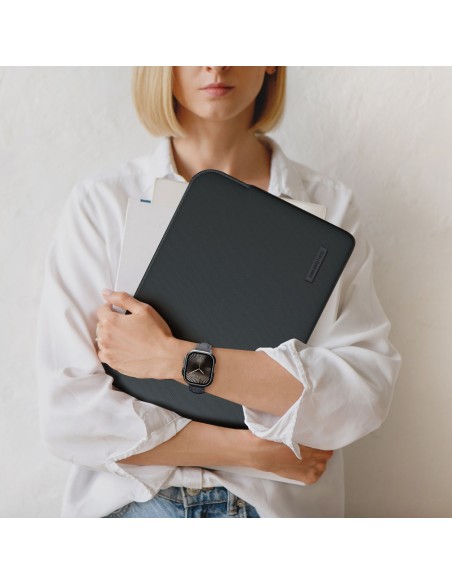 
Minimalus „BasicBag“ nešiojamojo kompiuterio krepšys, skirtas „MacBook Neo 13“ – juodas
