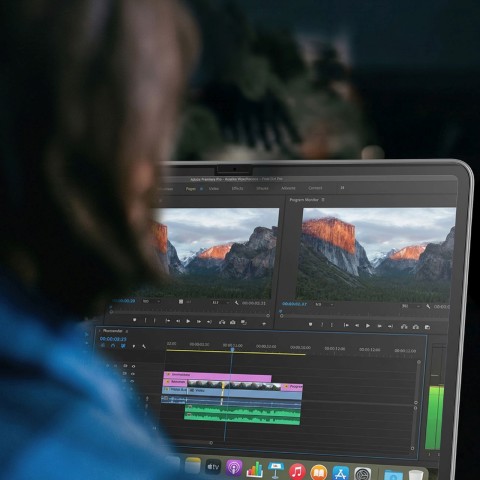 
„MacBook Neo 13“ ekrano apsauga
