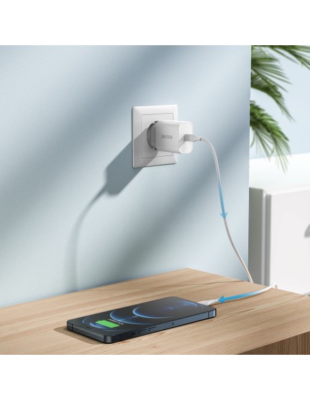 USB Type C 20W PowerDelivery 3A sieninis įkroviklis + MFI USB Type Clightning kabelis 1,2m baltas USB Type C 20W PowerDelivery 3A sieninis įkroviklis + MFI USB Type Clightning kabelis 1,2m baltas