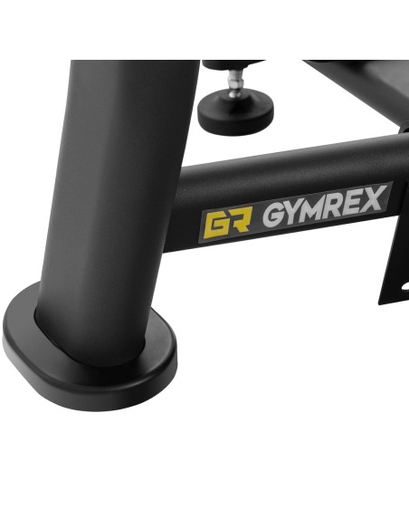 Treniruočių suoliukas po štanga pasvirusi galvai aukštyn juodai geltonai