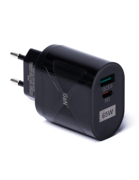 Mažas GaN 65 W įkroviklis su USB-C QC3.0 PD greito įkrovimo juodais prievadais