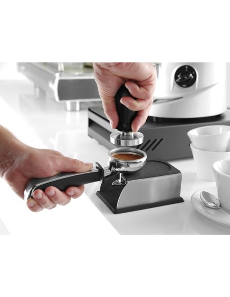 Tamsinimo stoties bazė kavos tamperio tamperiui