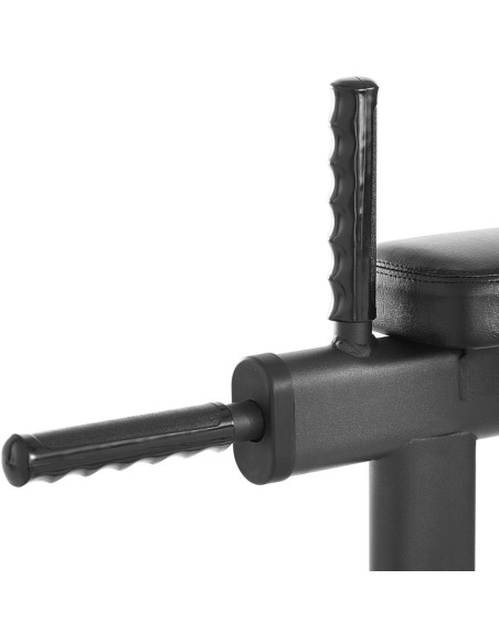 Daugiafunkcinis stacionarus strypas skirtas prisitraukimo pratimams