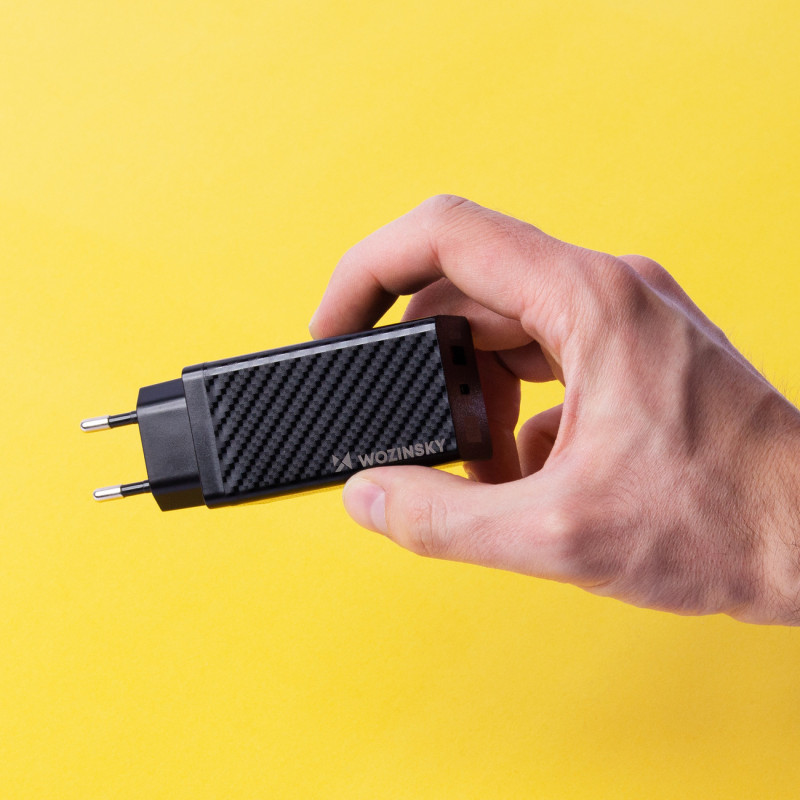 GaN 65W įkroviklis su USB-C QC 3.0 PD juodais...