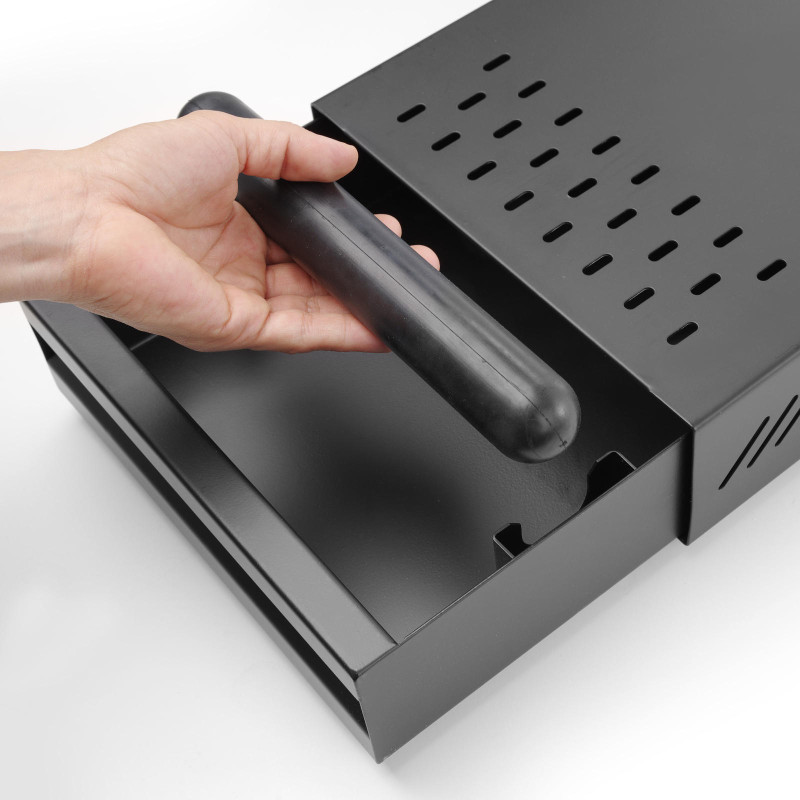 Kavos tirščių stalčius su kavos malūnėlio pagrindu