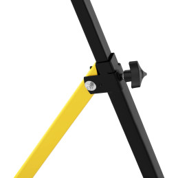 Ritininio padavimo stovas, skirtas šėrimo medžiagai iki 40 kg, aukštis 640-1050 mm