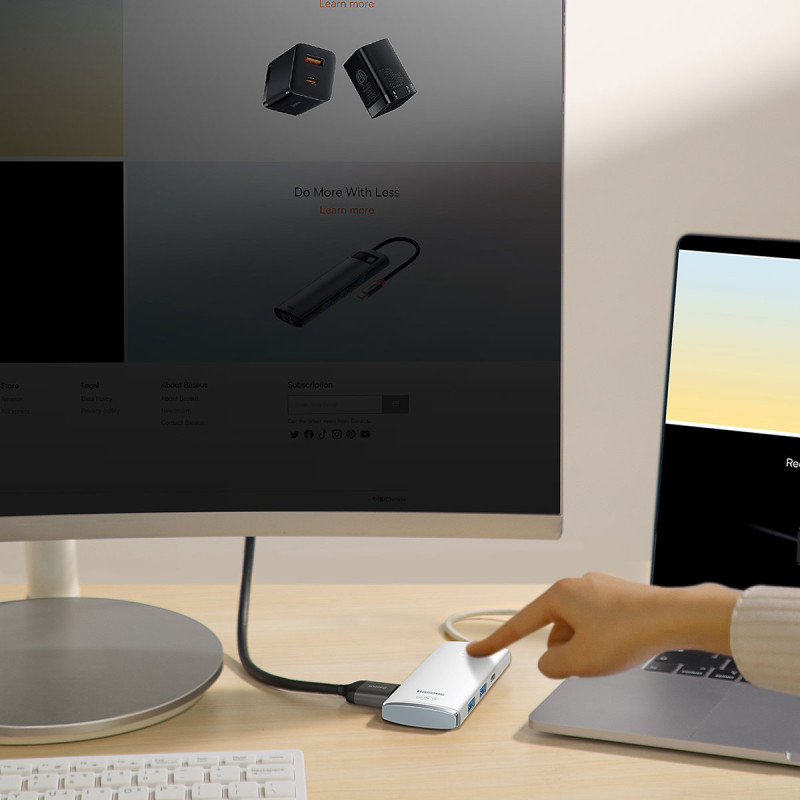 „Lite“ serijos daugiafunkcis HUB USB-C 2 x USB 3.0 USB-C HDMI 1.4 SD-TF baltas