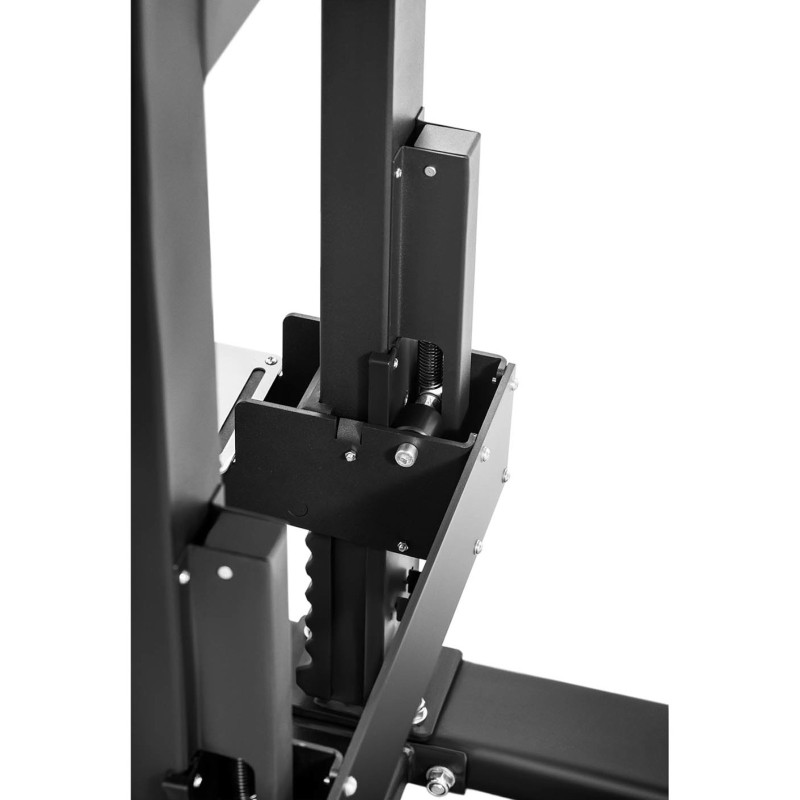 LEG CURL nemokamo svorio šlaunies treniruoklis