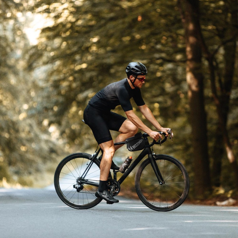 Dviračio rėmo krepšys su telefono dėklu 1,5 l juodos spalvos