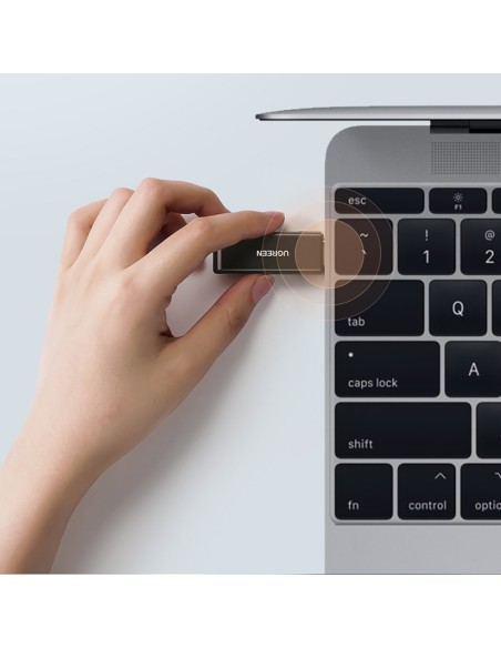 Nešiojamas USB 3.0 TF/SD kortelių skaitytuvas juodas Nešiojamas USB 3.0 TF/SD kortelių skaitytuvas juodas