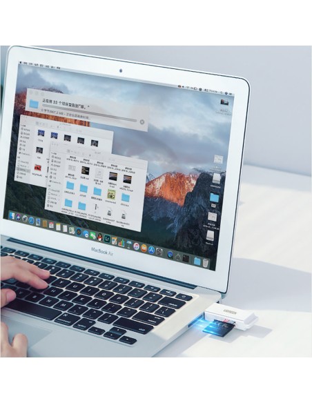 Nešiojamas USB 3.0 TF/SD kortelių skaitytuvas juodas Nešiojamas USB 3.0 TF/SD kortelių skaitytuvas juodas