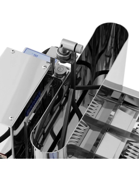 Spurgų kepimo formavimo mašina 960 vnt/val 2800W 8L Spurgų kepimo formavimo mašina 960 vnt/val 2800W 8L