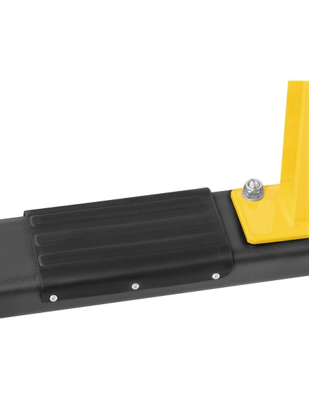 Mašininis prietaisas, skirtas treniruoti nugaros trapecinės nugaros raumenis su laisvu svoriu LOW ROW