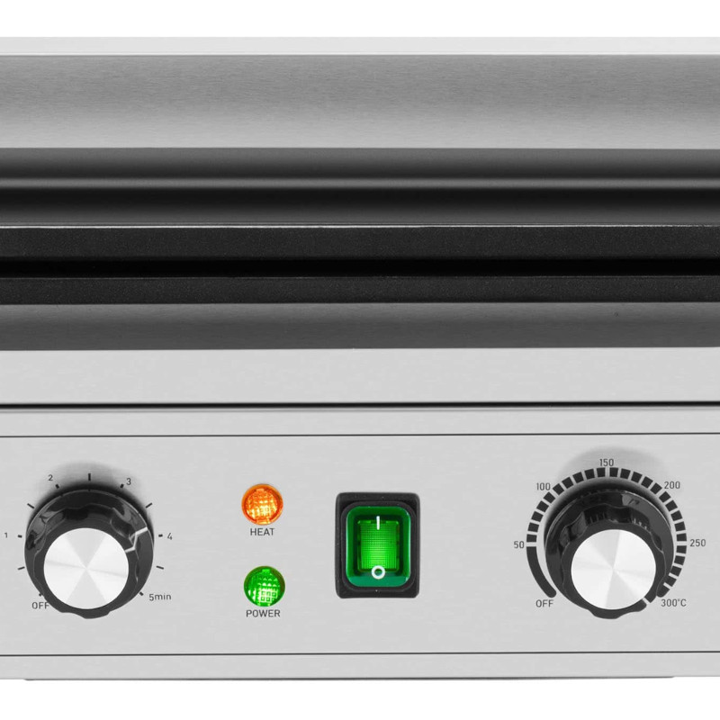 Stačiakampė vaflinė 3 belgiškiems vafliams TEFLON 1500 W