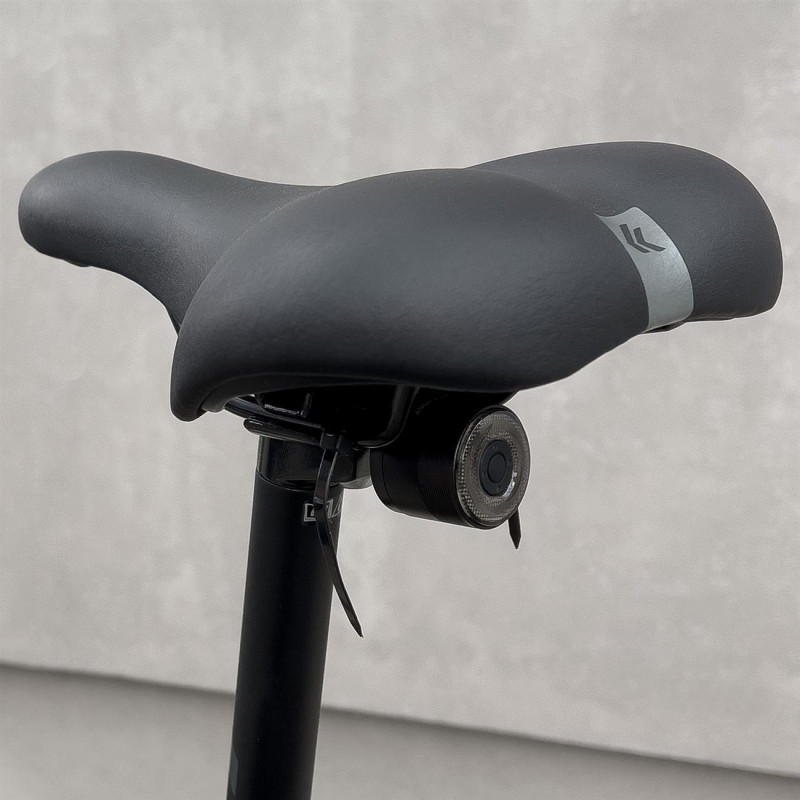 LED galinis dviračio žibintas su mikro USB raudona lempute 5 režimai juodi