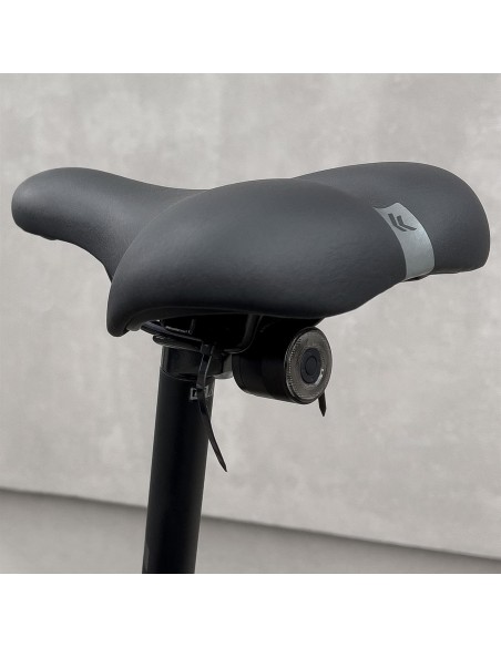 LED galinis dviračio žibintas su mikro USB raudona lempute 5 režimai juodi