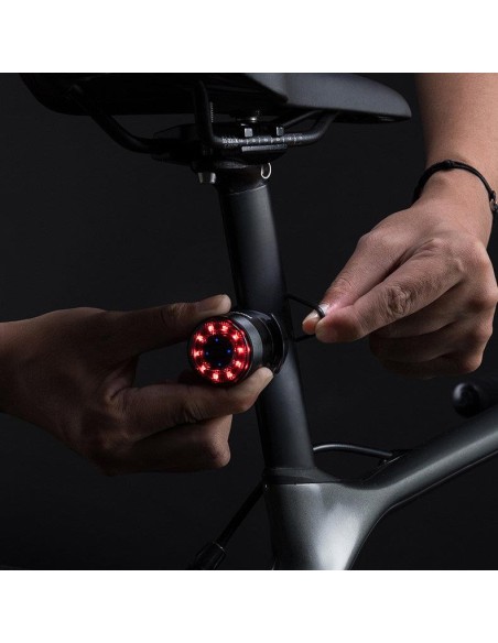 LED galinis dviračio žibintas su mikro USB raudona lempute 5 režimai juodi