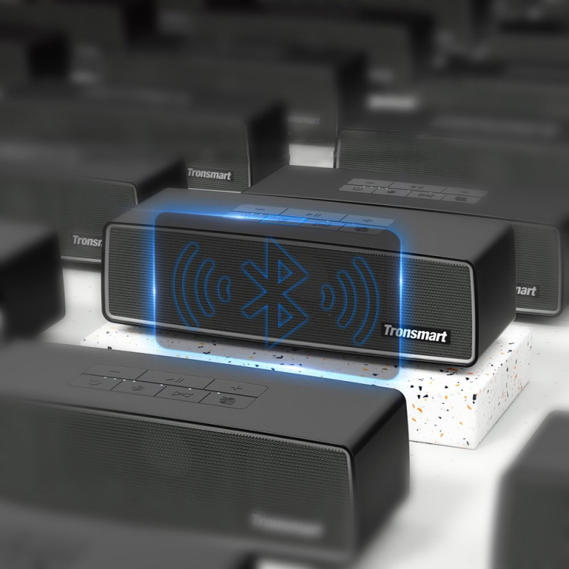 Studijos 30W belaidė Bluetooth kolonėlė juoda