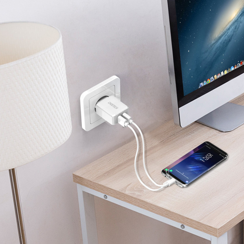 Dviejų prievadų įkroviklis 2xUSB-A 10W 2A baltas