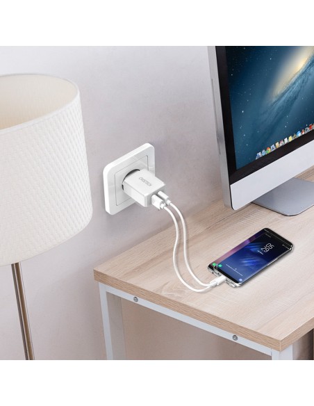 Dviejų prievadų įkroviklis 2xUSB-A 10W 2A baltas Dviejų prievadų įkroviklis 2xUSB-A 10W 2A baltas