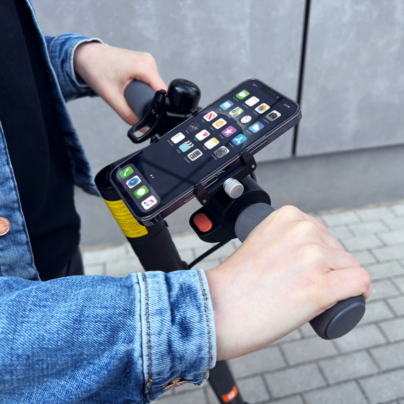 Motociklo vairo telefono laikiklis juodas