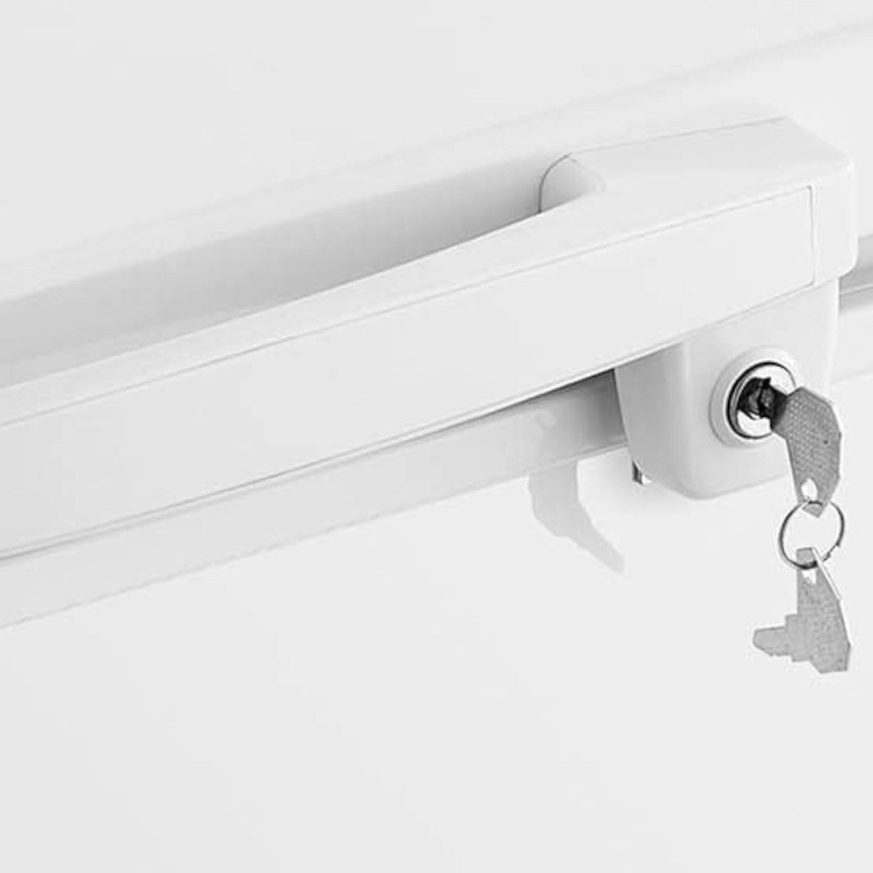 Rakinamas krūtinės šaldiklis 2 krepšeliai 450 l 95 W