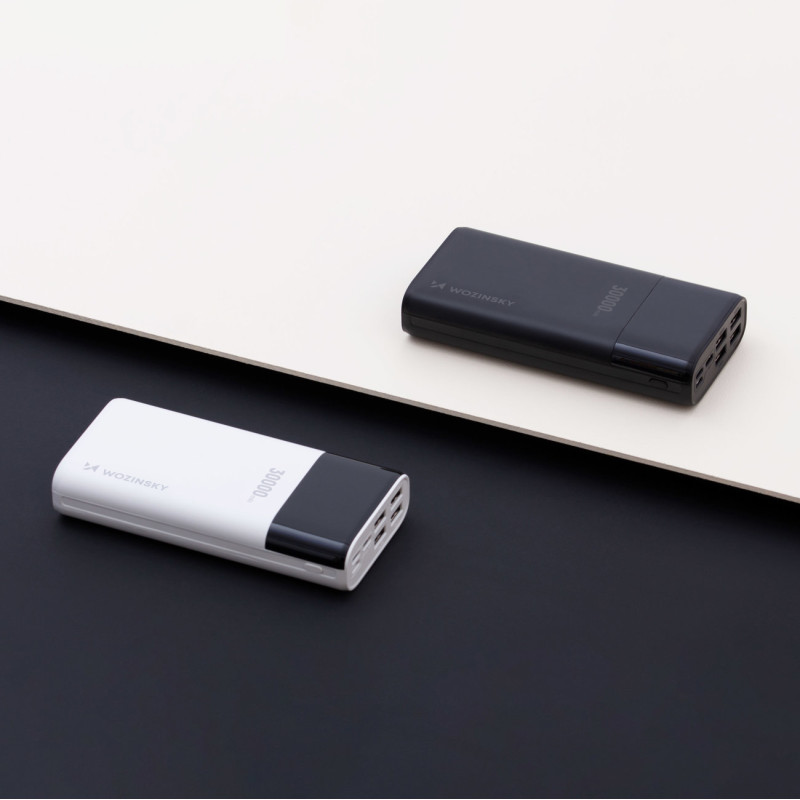 Powerbank 30000mAh Li-Po 4xUSB su LCD ekranu 5V 2A juoda