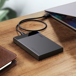 Juodos spalvos SATA 2,5 colio 6 TB USB-C 3.0 disko korpusas