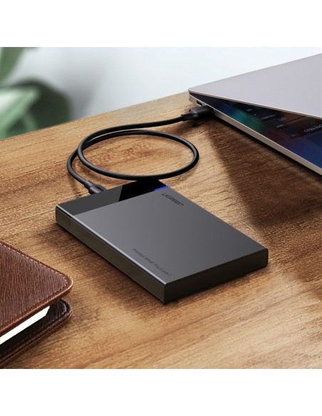 Juodos spalvos SATA 2,5 colio 6 TB USB-C 3.0 disko korpusas Juodos spalvos SATA 2,5 colio 6 TB USB-C 3.0 disko korpusas