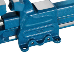 Dirbtuvių šaltkalvio spaustukų atstumas 150 mm, plotis 120 mm