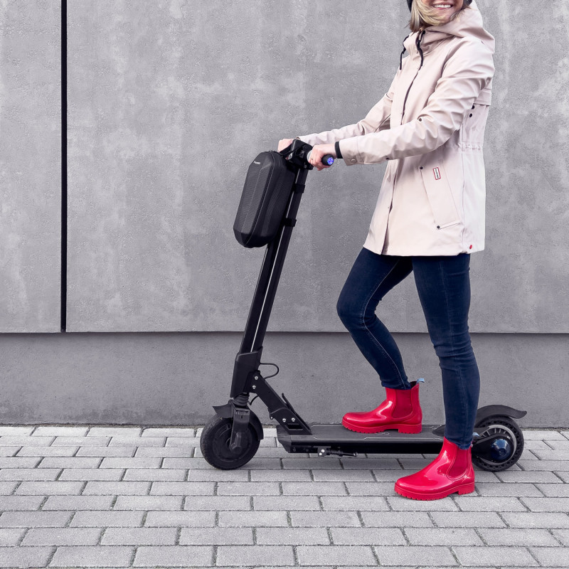 Vandeniui atsparus paspirtuko rankenos krepšys...