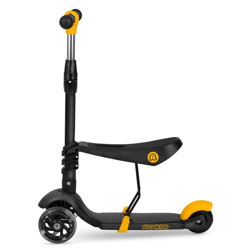Ricokids Cubi triratis paspirtukas - juodos ir oranžinės spalvos