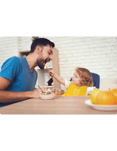 silikoninis seilinukas Ricokids maitinimui geltonas silikoninis seilinukas Ricokids maitinimui geltonas