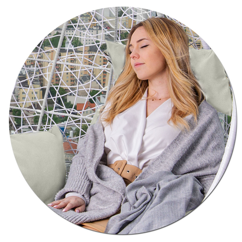 Pakabinamas sodo fotelis Brava baltas + Sofotel pilkos pagalvėlės