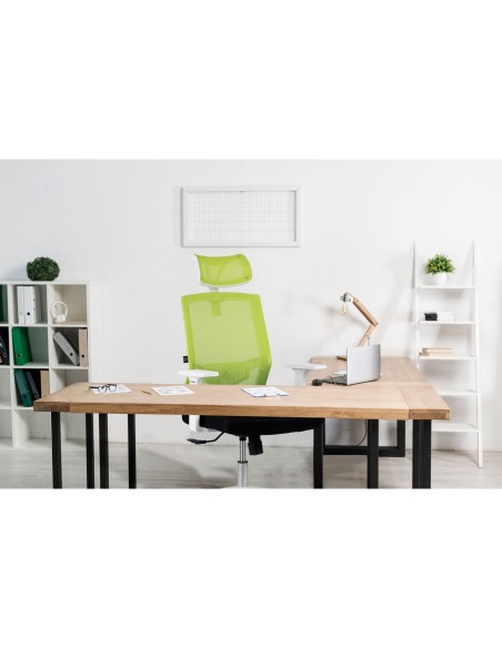 Žalia mikromesh biuro fotelis Sofotel Rotar Žalia mikromesh biuro fotelis Sofotel Rotar