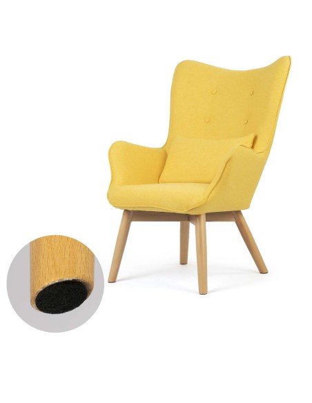 Skandinaviškai geltonas wingback fotelis su kėdute Skandinaviškai geltonas wingback fotelis su kėdute