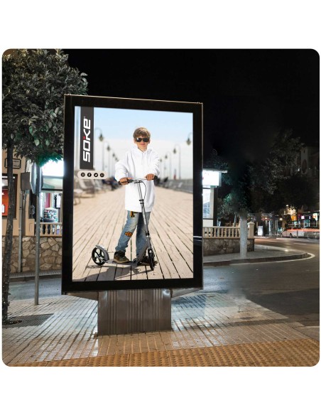 Soke City pilkas motoroleris Soke City pilkas motoroleris