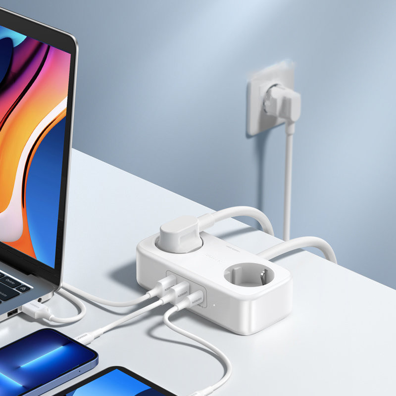 Maitinimo juostos ilgintuvas su 2xUSB 1xUSB-C prievadais, baltas