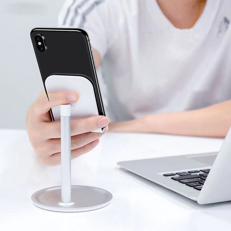 Telefono laikiklis teleskopinis planšetinis kompiuteris ant stalo juodas