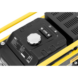 
Inverterinis elektros generatorius 5 l 230 V 3800 W AVR
