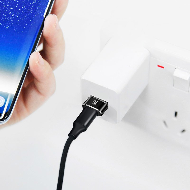Mažas USB-C į USB kištuko adapteris – juodas