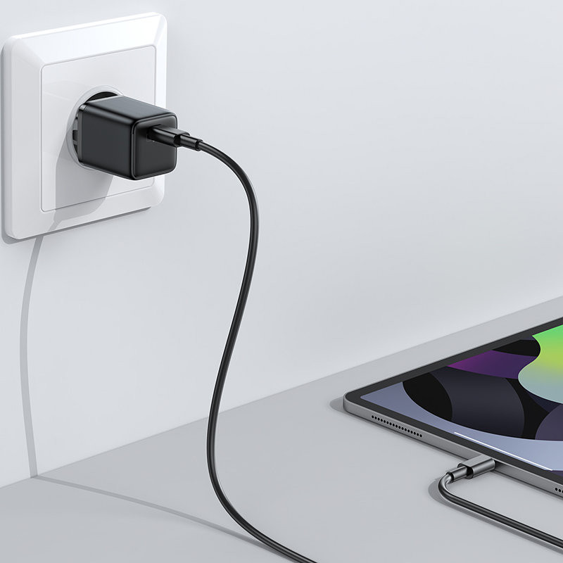 Mažas greitas įkroviklis, USB-C PD maitinimo šaltinis 5-12V 25W - juodas
