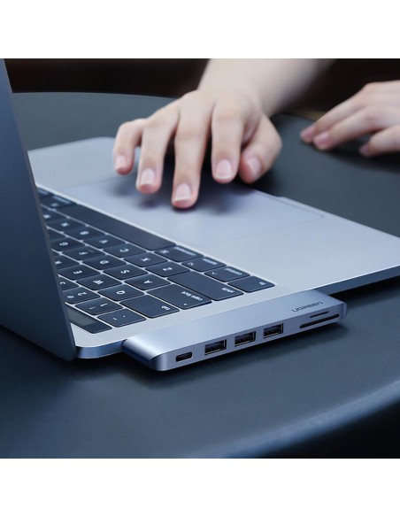 HUB adapteris, skirtas MacBook Pro / Air 2x USB-C iki 3x USB 3.0 / TF / SD / USB-C - pilka
 
HUB adapteris, skirtas MacBook Pro / Air 2x USB-C iki 3x USB 3.0 / TF / SD / USB-C - pilka